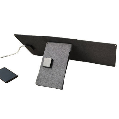 3 Um carregador de painel solar de corrente operacional com características de carga rápida de saída USB DC5521