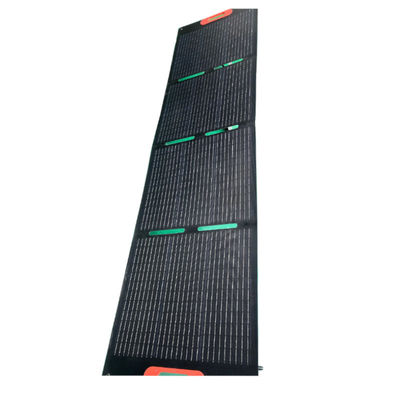 Carregador solar dobrável 4 Pontos de desdobramento de tamanho 1670 * 500 * 5MM Pontos de dobragem de tamanho 440 * 500 * 50MM para viajantes e campistas