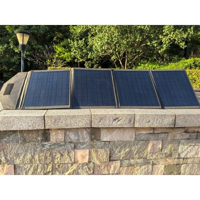 Saco de dobragem solar de células monocristalinas com 2 portas USB e tamanho dobrado compacto de 400*358*40 mm